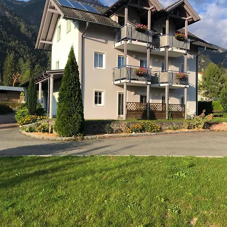 Isabelle Terra Apartment