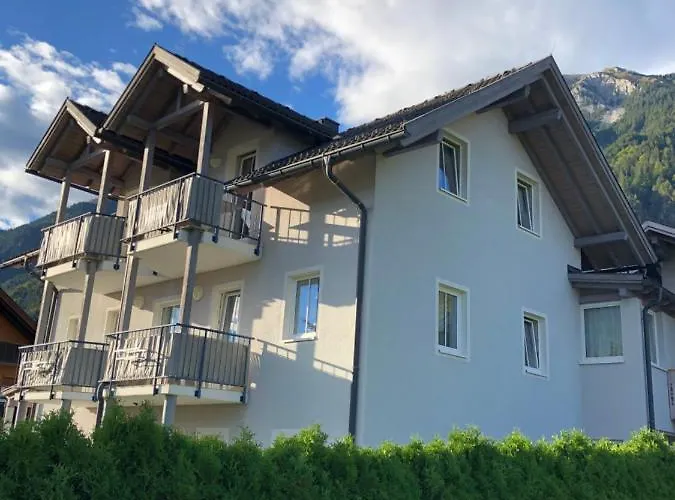 Isabelle Terra Apartamento